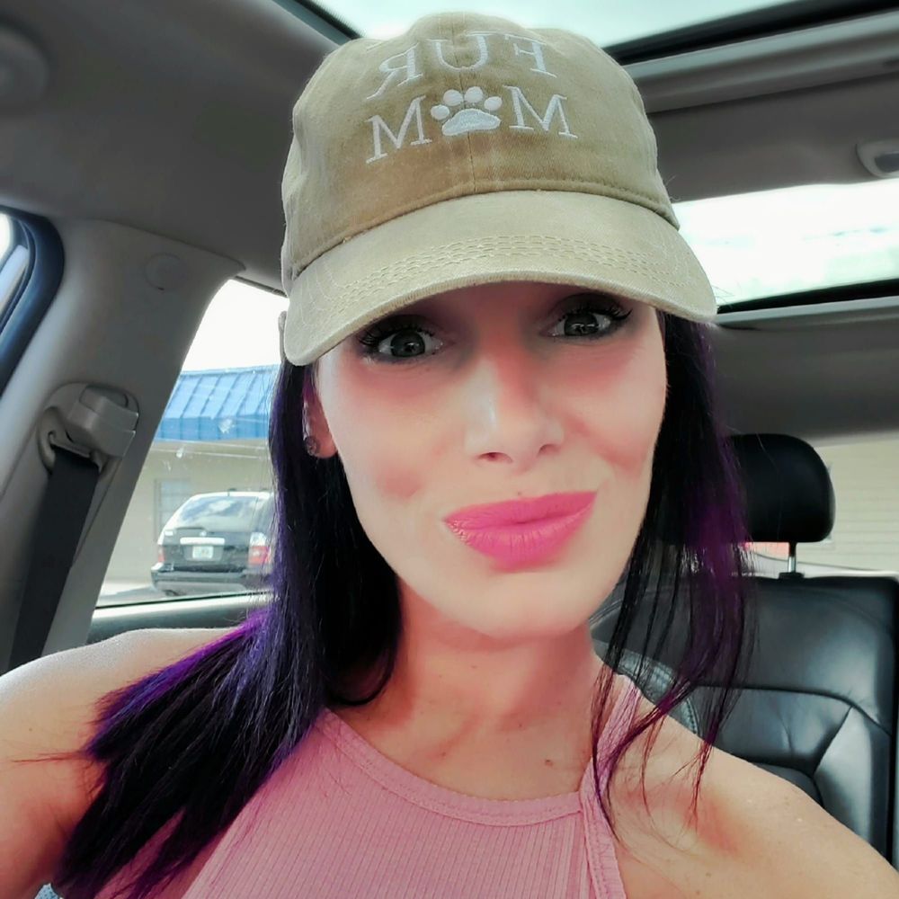 Meet your Posher, Gina